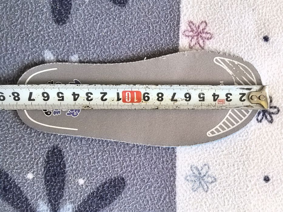 Маратонки Адидас 27