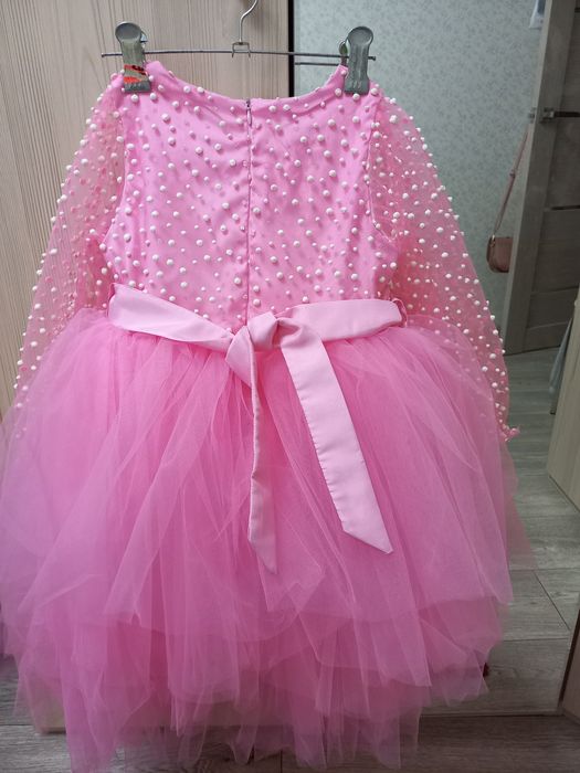 Шикарное нарядное платье для девочки