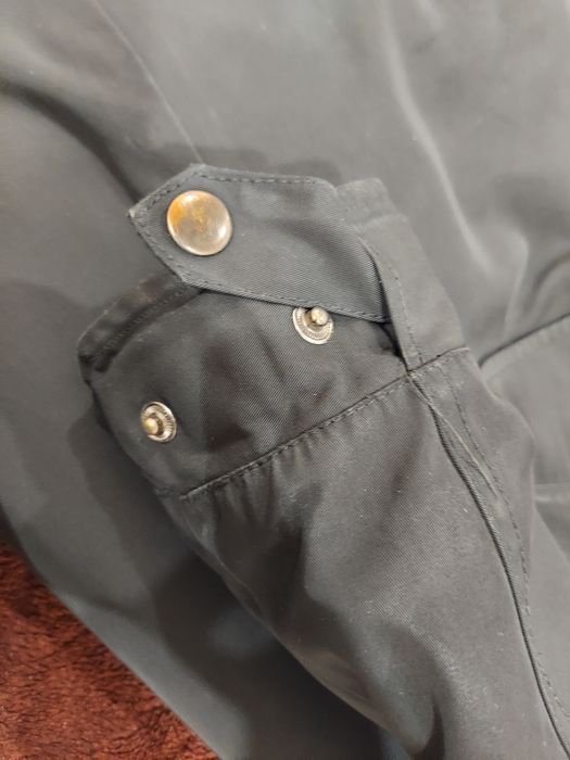 ПРОДАМ зимнюю парку