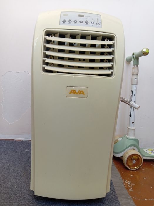 Konditsioner mobilniy (kuchib yurishga qulay)