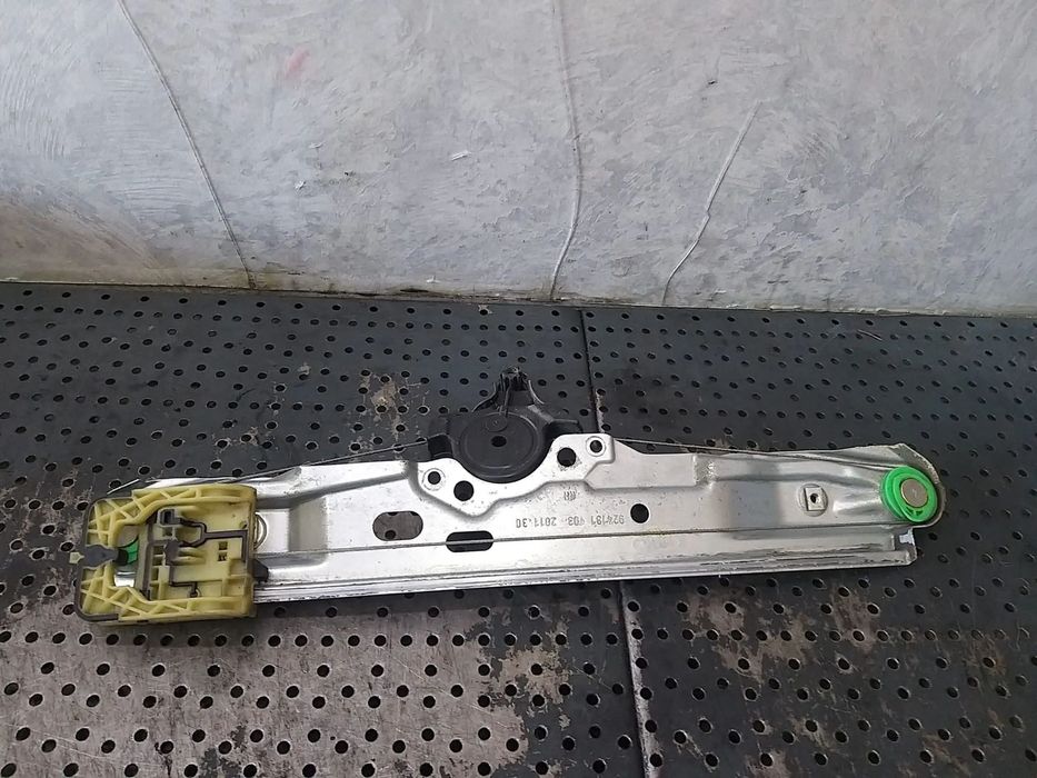 Macara geam electric dreapta spate ford focus 3 break bm51a27000ba