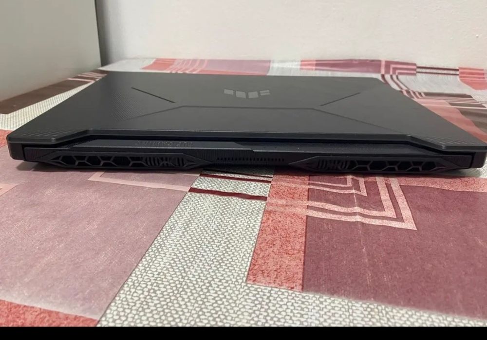 Игровой ноутбук asus