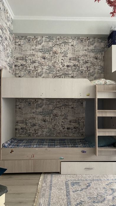 Двухъярусный кровать