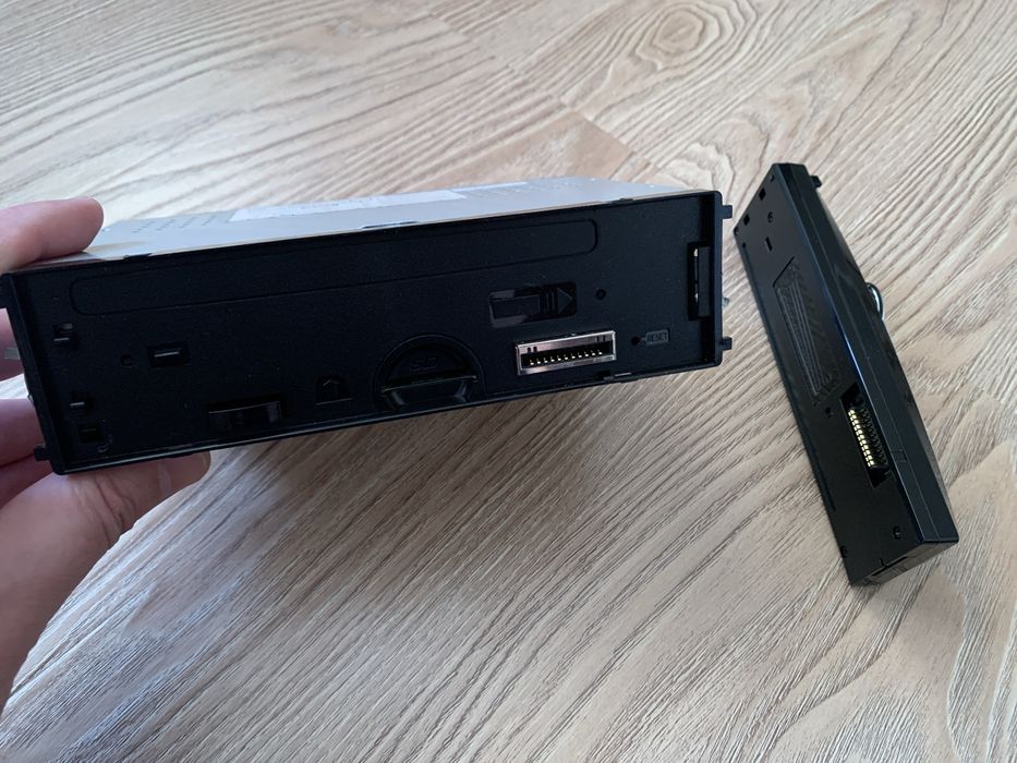 Новая автомагнитола