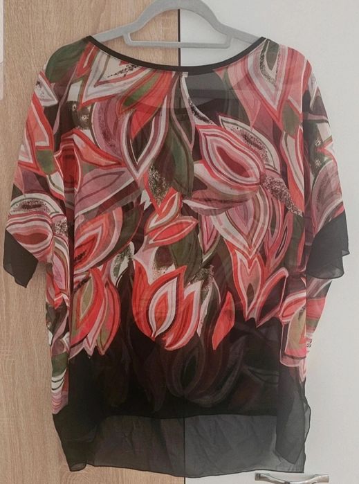 Bluza de vară din voal nouă