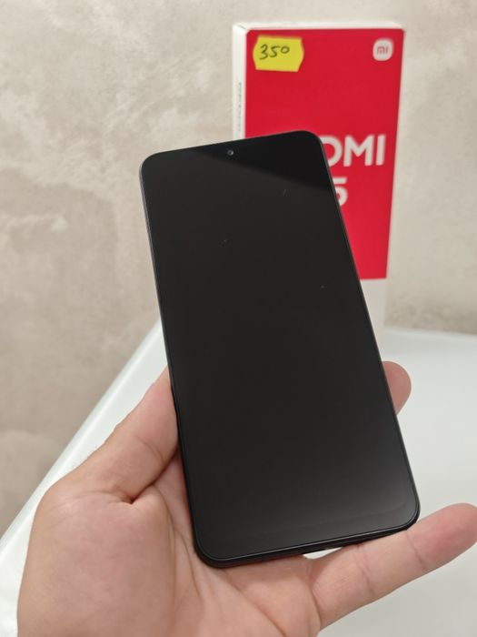 Redmi A5 64 gb cu 3 RAM