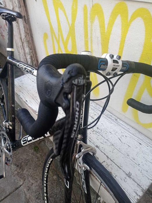 Шосеен карбонов велосипед Scott cr1 team carbon