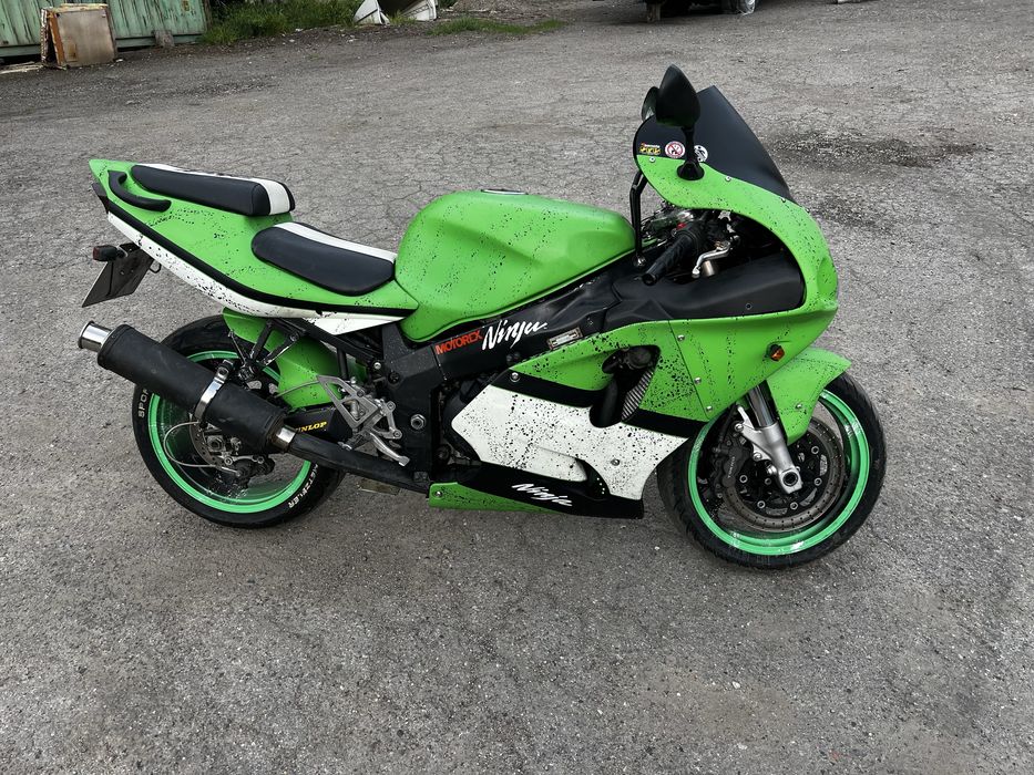 Мотоцикл кавасаки sx7r