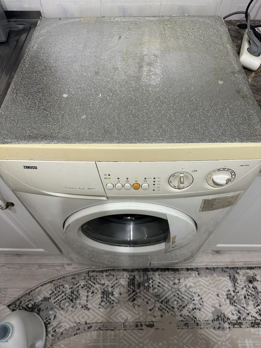 Стиралка Zanussi занося