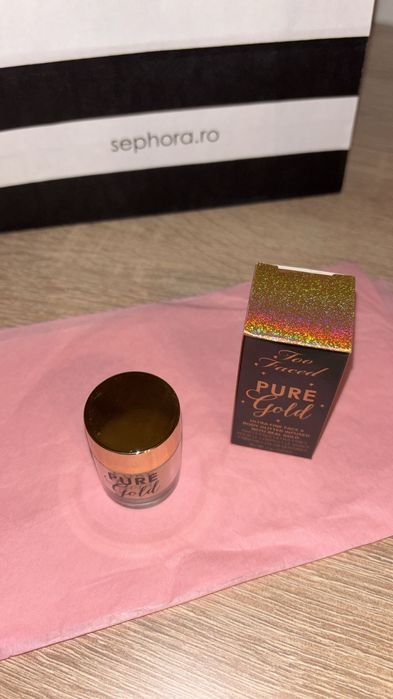 Sclipici față și corp TOO FACED pure gold