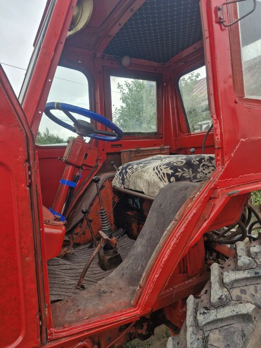 Продам трактор Т 25