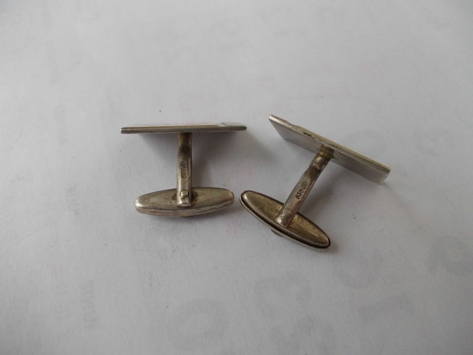 Butoni vechi din argint cu monograma