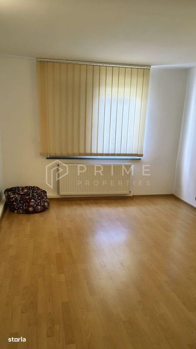 3 camere/ Decomandat/ Mobilat parțial/ Parter/ Strada Armoniei