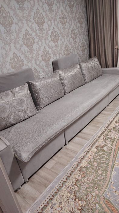 Продам диван для гостиной, состояние отличное