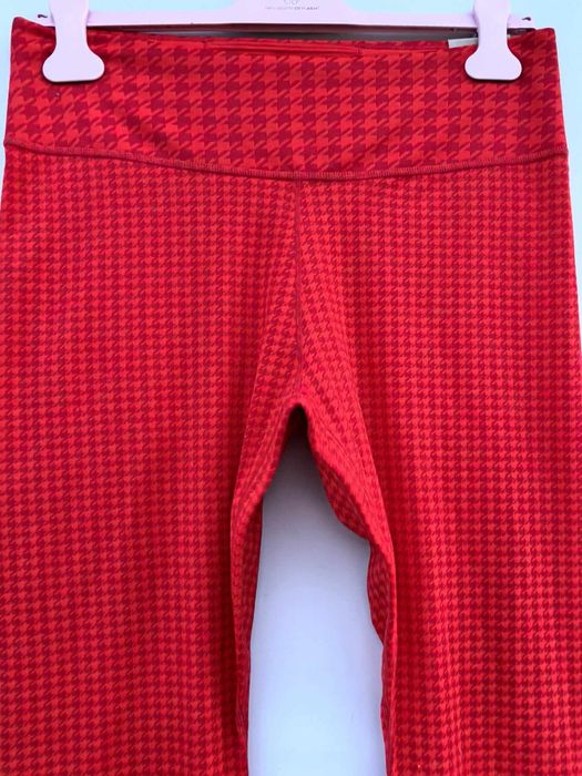 Nike оригинален дамски клин нов Л размер