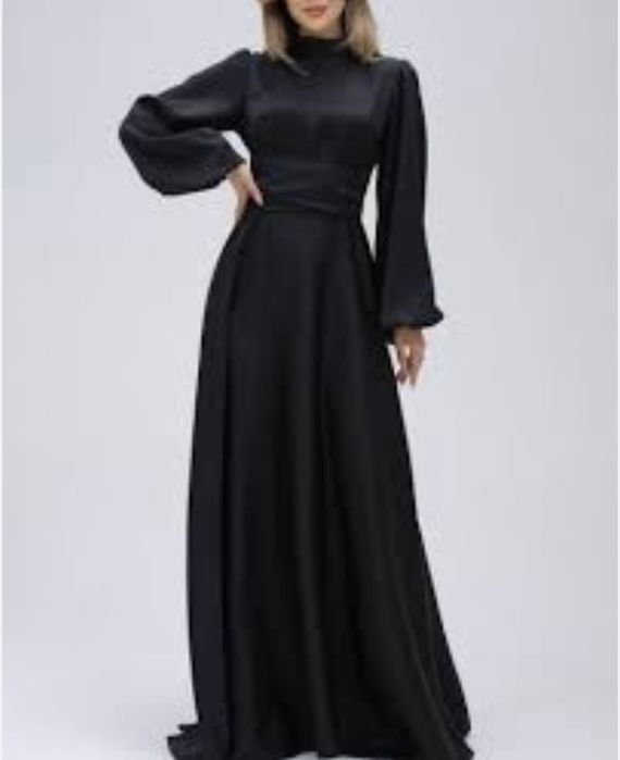 Платье черное длинное