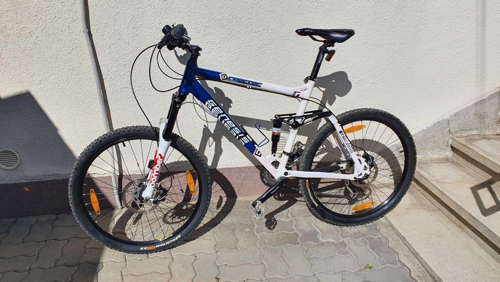 Vand MTB Genesis full suspension