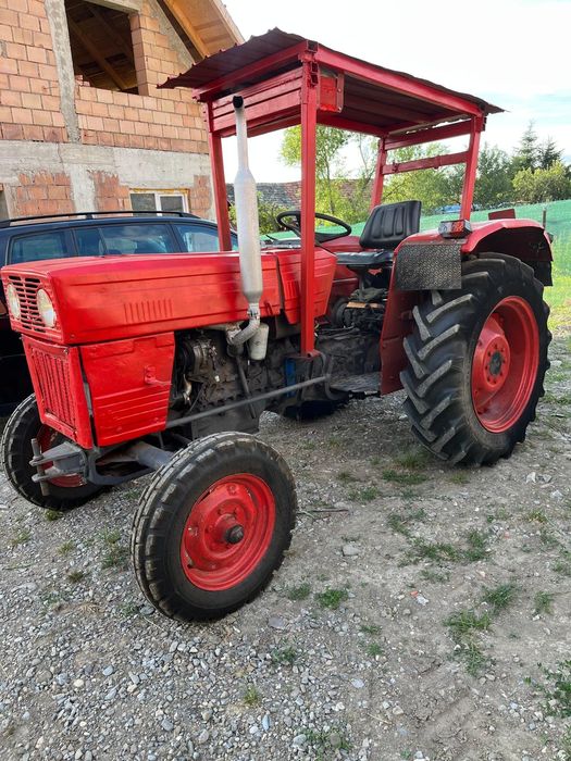 Vând tractor 445