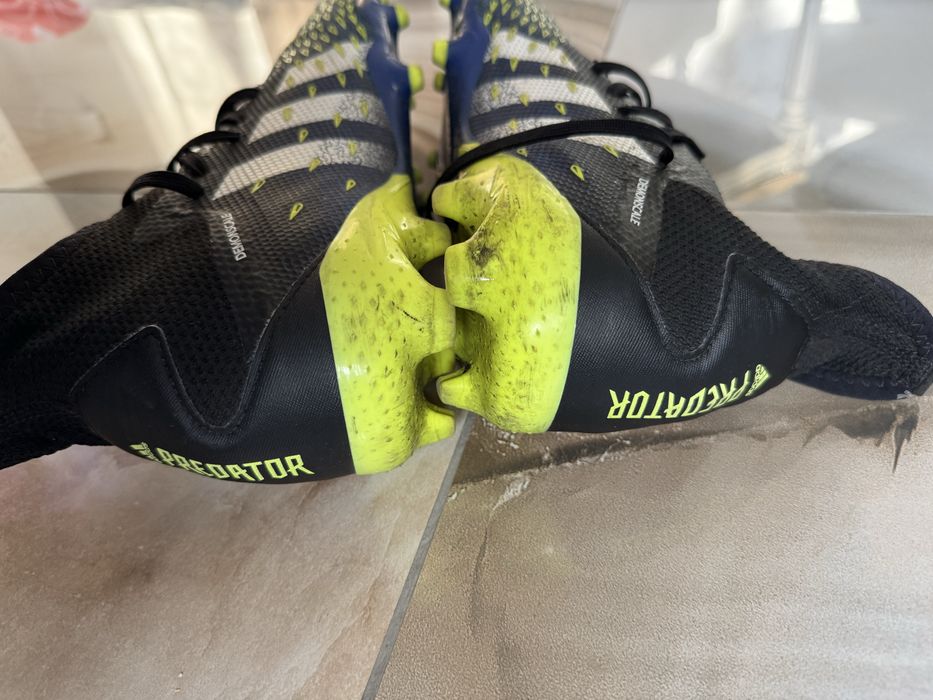 Бутонки Адидас Predator