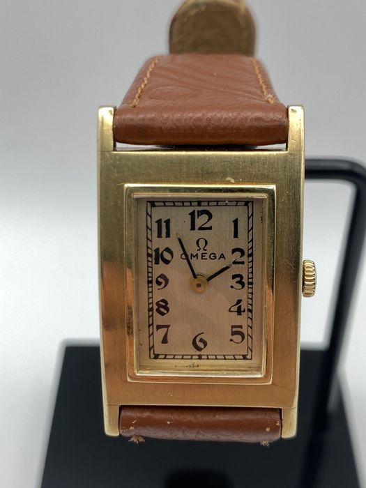 Ceas Omega aur 14K Amanet BKG