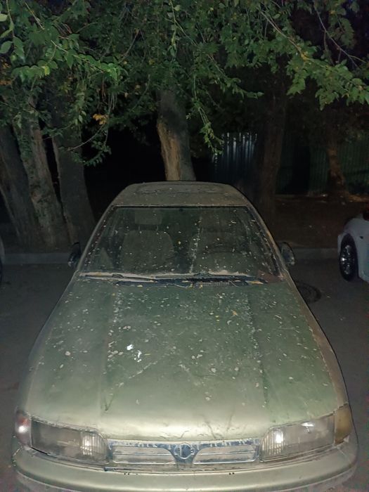 Nissan Primera 1992