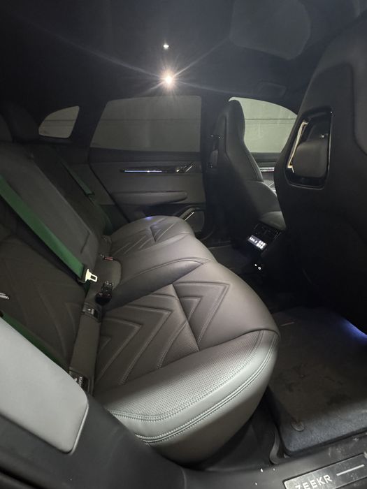 Zeekr 001 Dual motor 2023 Full