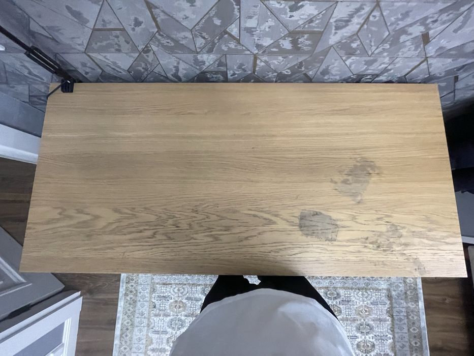 продаю стол из чистого дерева