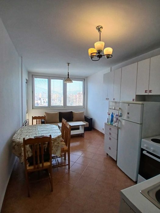 Двустаен ап. под наем в кв. Стрелбище