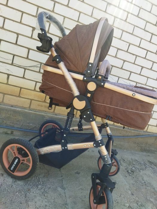 Срочно продам коляску б.у. 40000 тг.