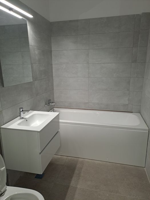 Apartamente de închiriat