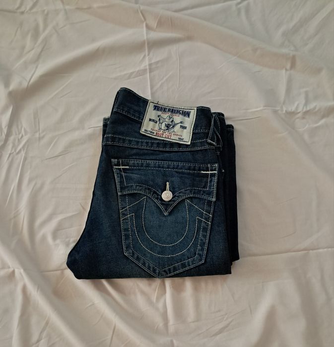 Джинсы True Religion