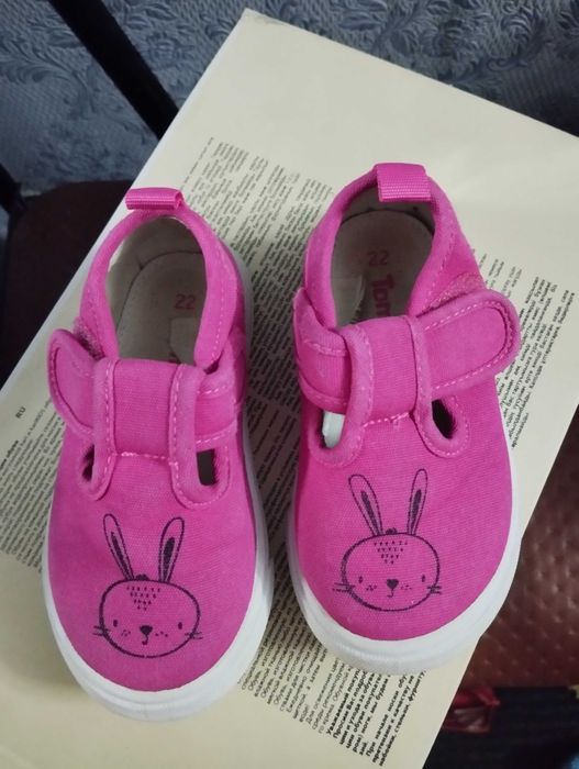 Продам кеды детские