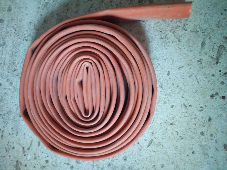 Furtun plat pentru pompa , 10 M .