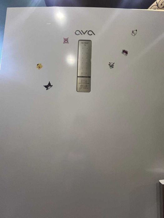 Продам морозильную камеру