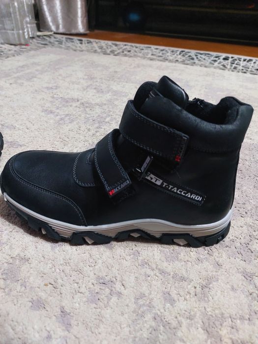 Демисезонные ботинки 37р