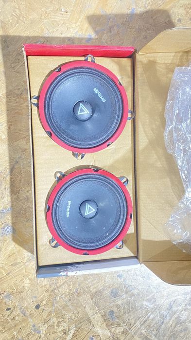 Продам новую колонку для машиный