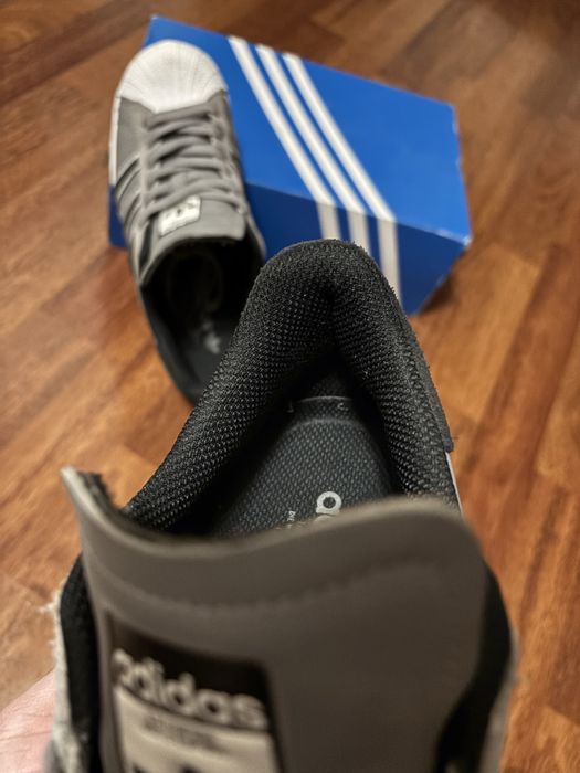 Adidas Superstar 40  2/3