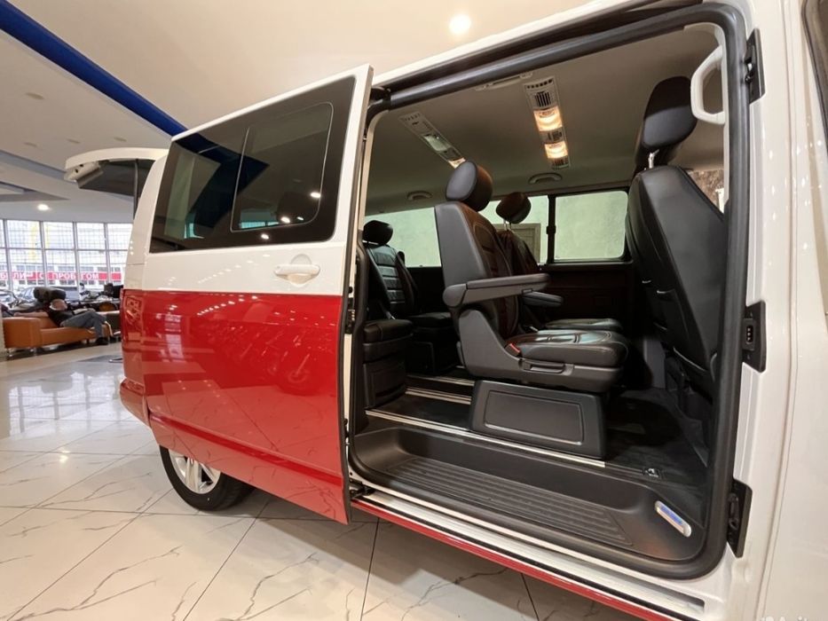 Услуги минивена. Почасовая аренда автомобиля. Подача по городу 15 мин.