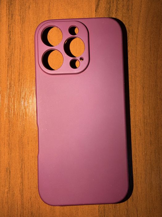 Продам чехлы на iPhone 16 Pro. 1шт/300тг.