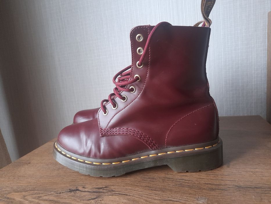 Dr.martens дамски обувки 39 номер.