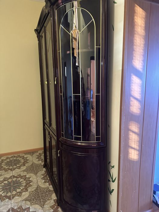 Сервант для гостиной