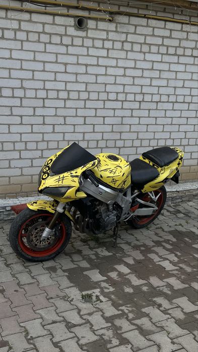 Мотоцикл honda cbr900rr fireblade