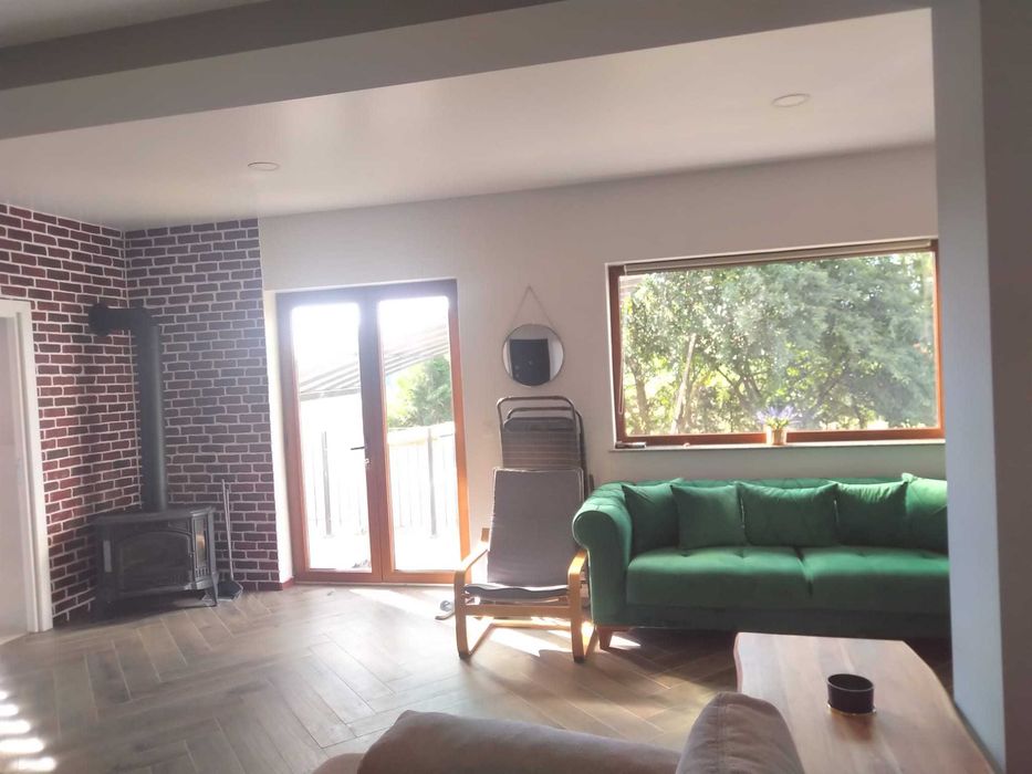 Apartament 120mp + curte generoasa