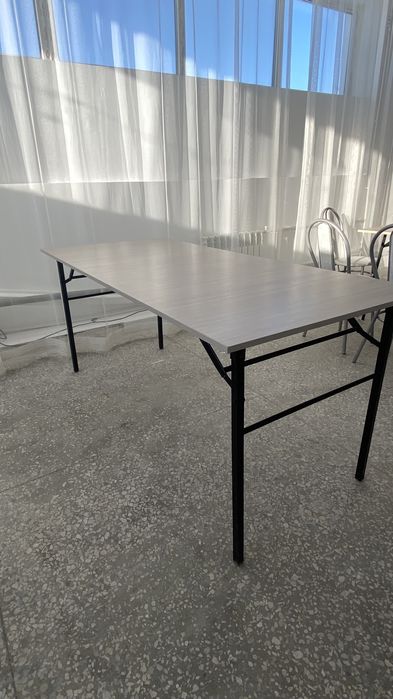 Продам стол 25.000тг