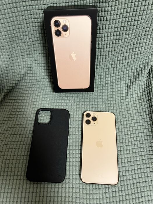 Продам Iphone 11 Pro Gold R/MA