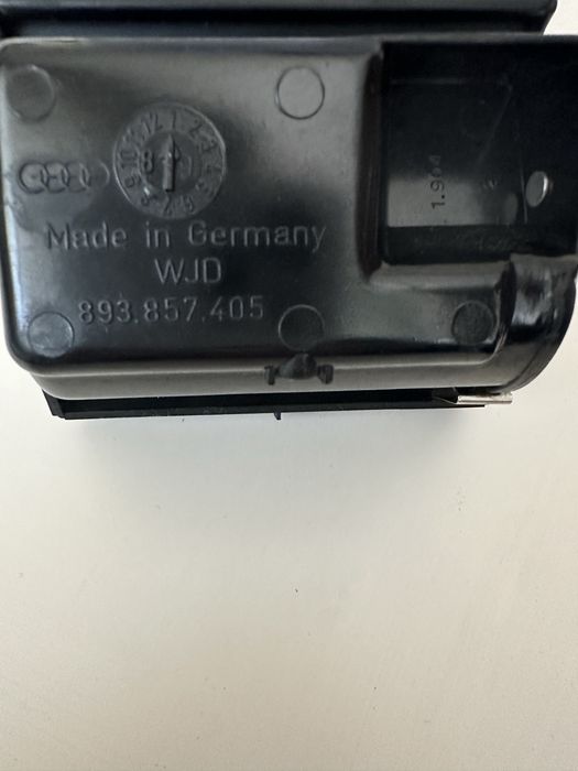 Пепелник за Ауди 80 B3