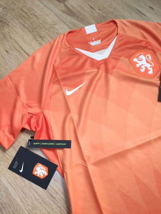 Tricou damă Nike Naționala Olandei mărimea M slimfit