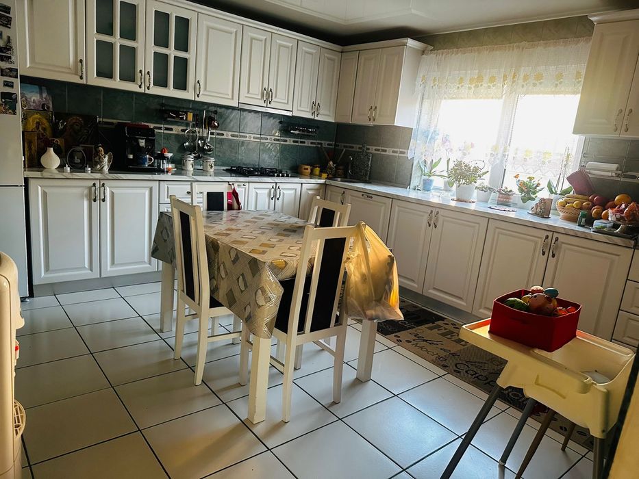 Casă tip duplex Hlincea, 262 mp, teren 811 mp, fotovoltaic