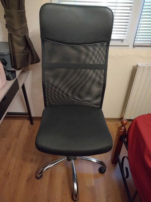 Промо! Черен офис стол в добро състояние