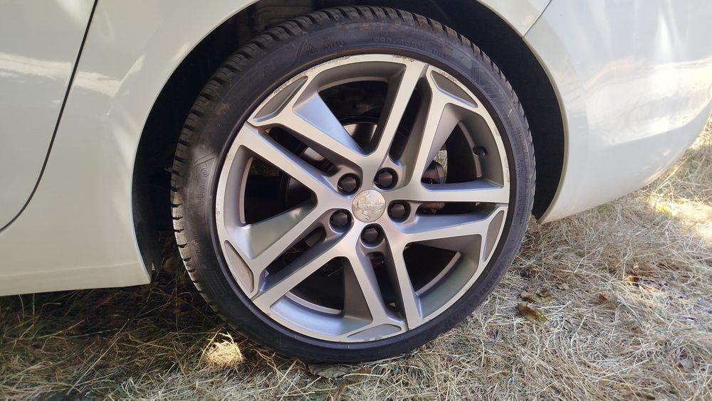 Гуми с джанти 18 пежо